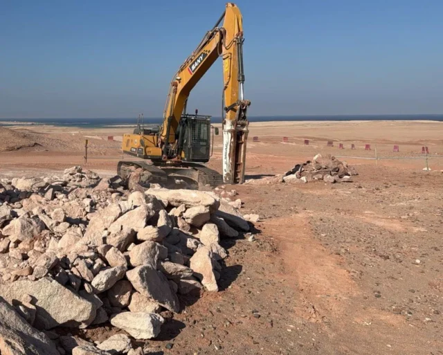 Heavy equipment – photo 3