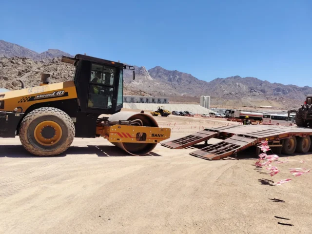 Heavy equipment – photo 9